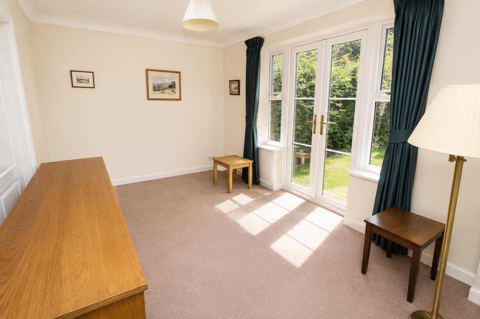 Meadowside, Tilehurst, Reading